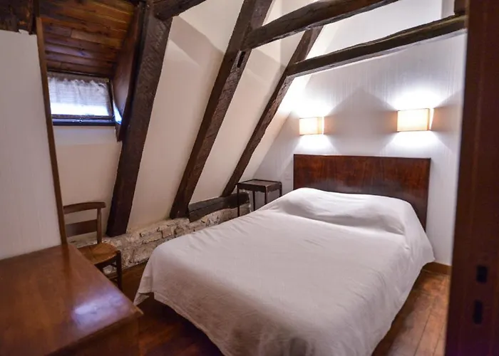 Manoir De Foussac * Floirac (Lot)